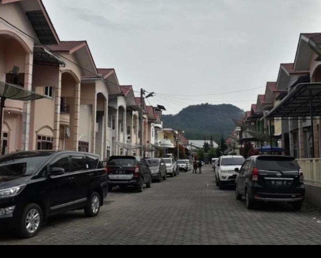 Villa Gunung Mas Berastagi Extérieur photo